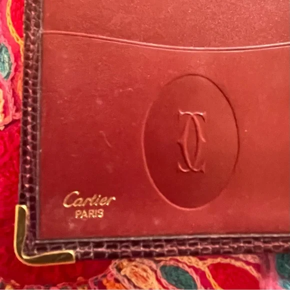 Beautiful Cartier Bordeaux burgundy leather wallet with gold hardware. EUC 7x4” - Picture 11 of 11